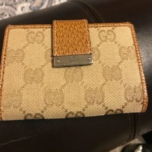 SOLD — Authentic Gucci wallet.